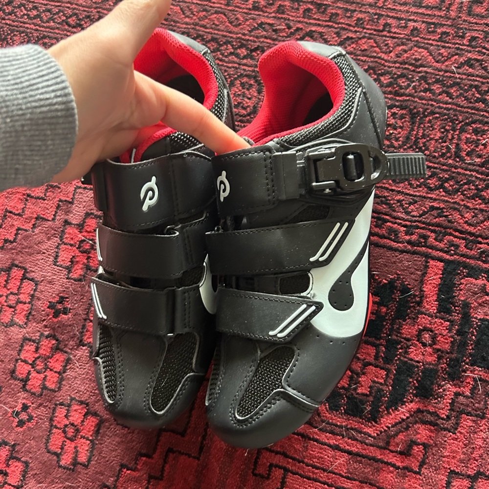 PELOTON shoes